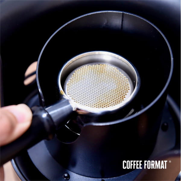 pol_pm_Automatyczny-Cleaner-do-kolb-Coffee-Format-4382_3.jpg